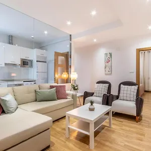 Espacioso Y Acogedor En El Centro Azkuna Apartamento