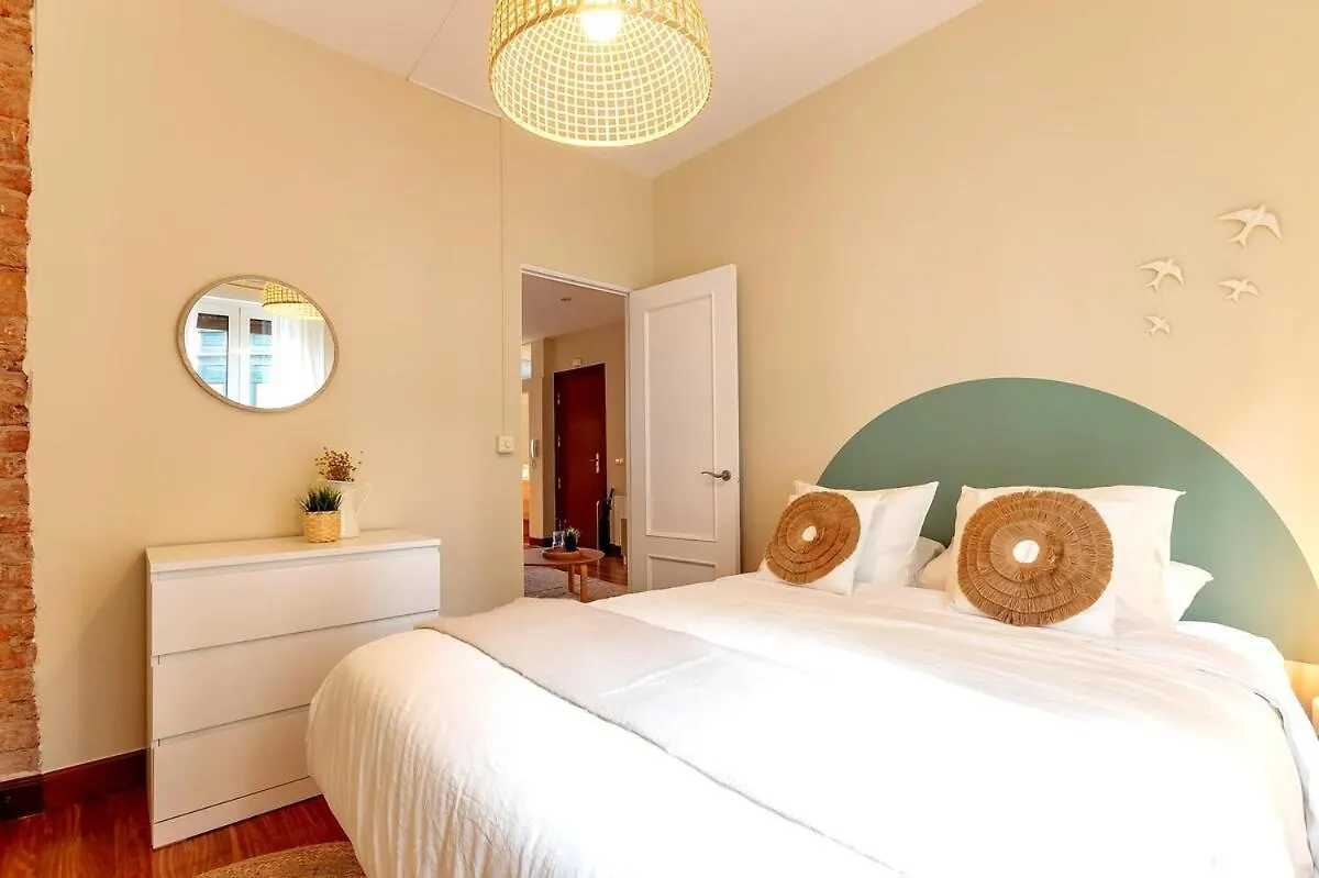 Acogedor Y Con Vistas - Casco Viejo & Parking Apartment Bilbao Spain