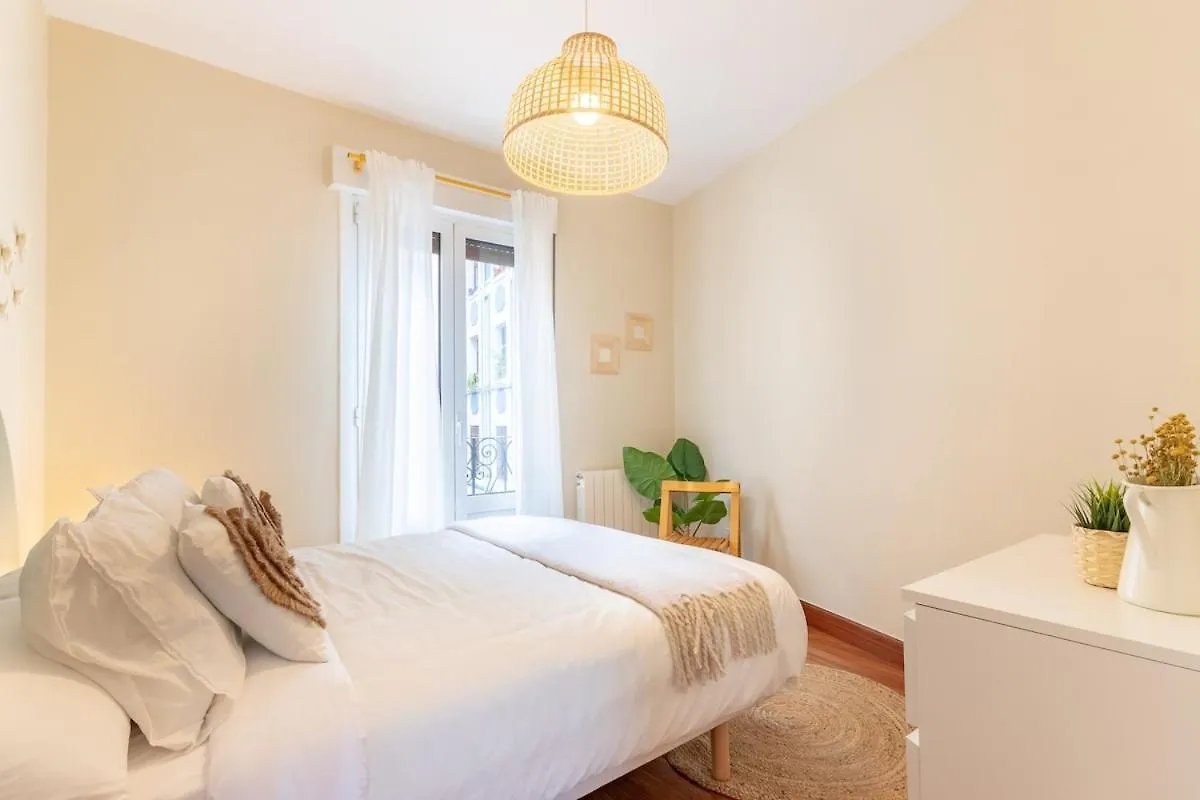 Acogedor Y Con Vistas - Casco Viejo & Parking Apartment Bilbao